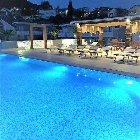 Apartment Sun Village Goran Херцег Нови Екстериор снимка