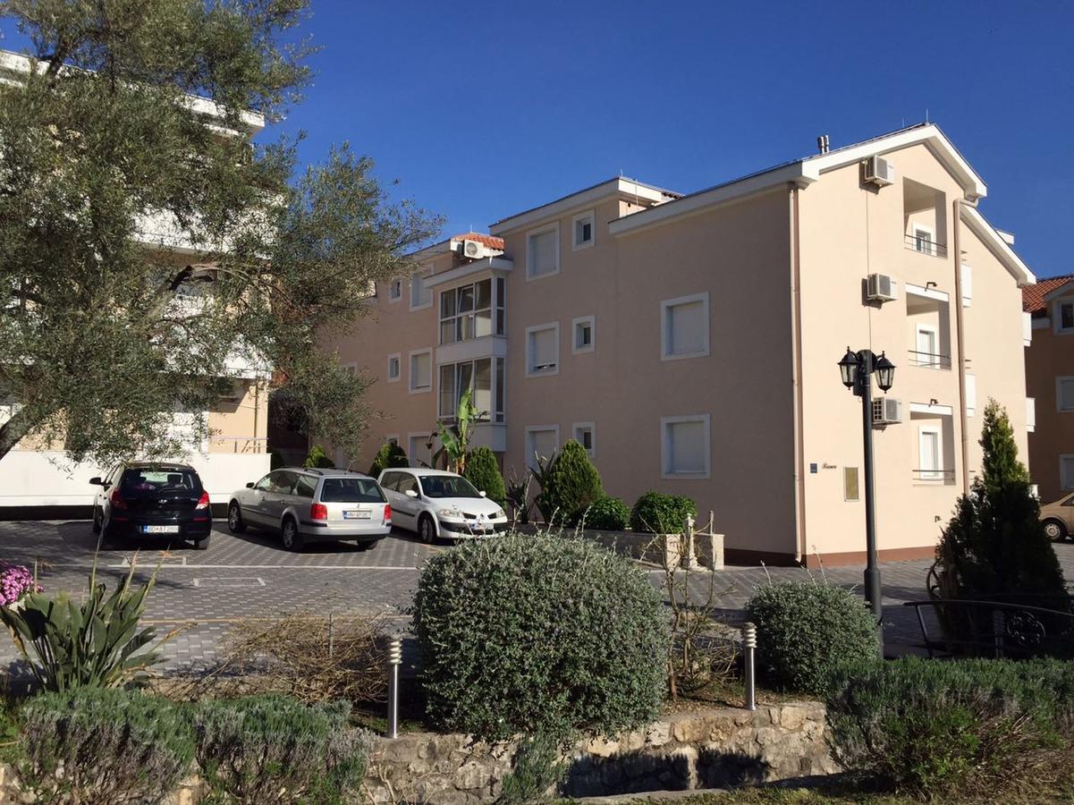 Apartment Sun Village Goran Херцег Нови Екстериор снимка