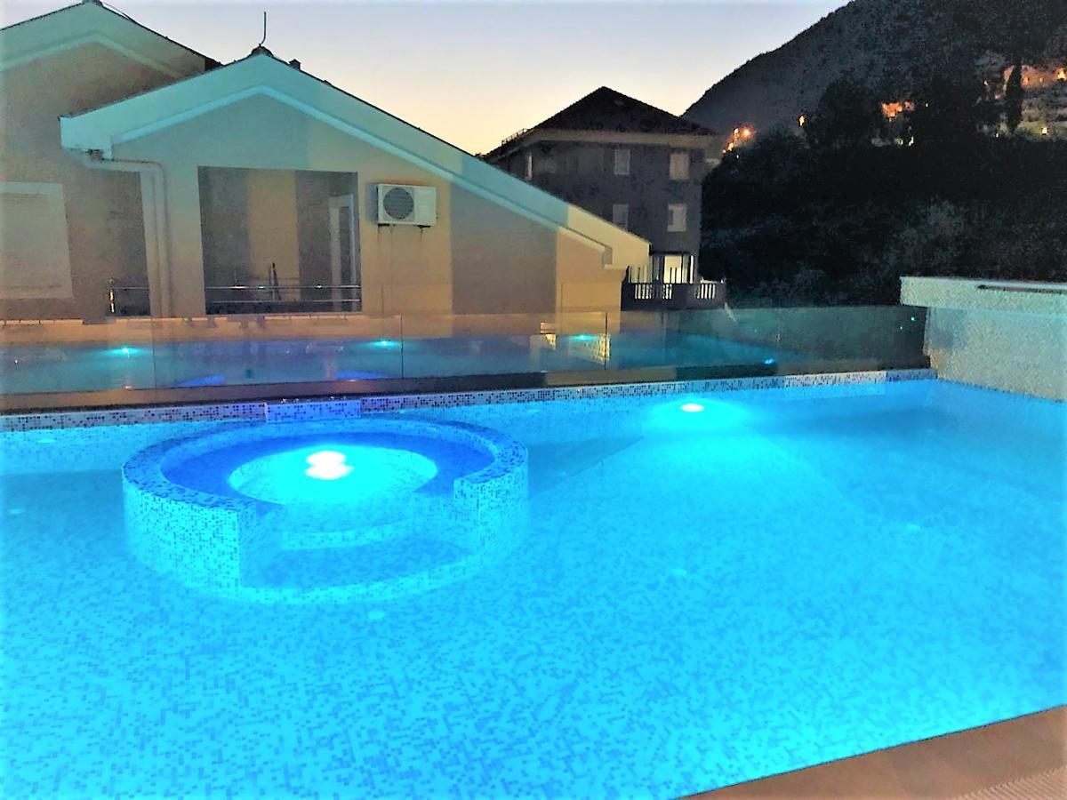 Apartment Sun Village Goran Херцег Нови Екстериор снимка