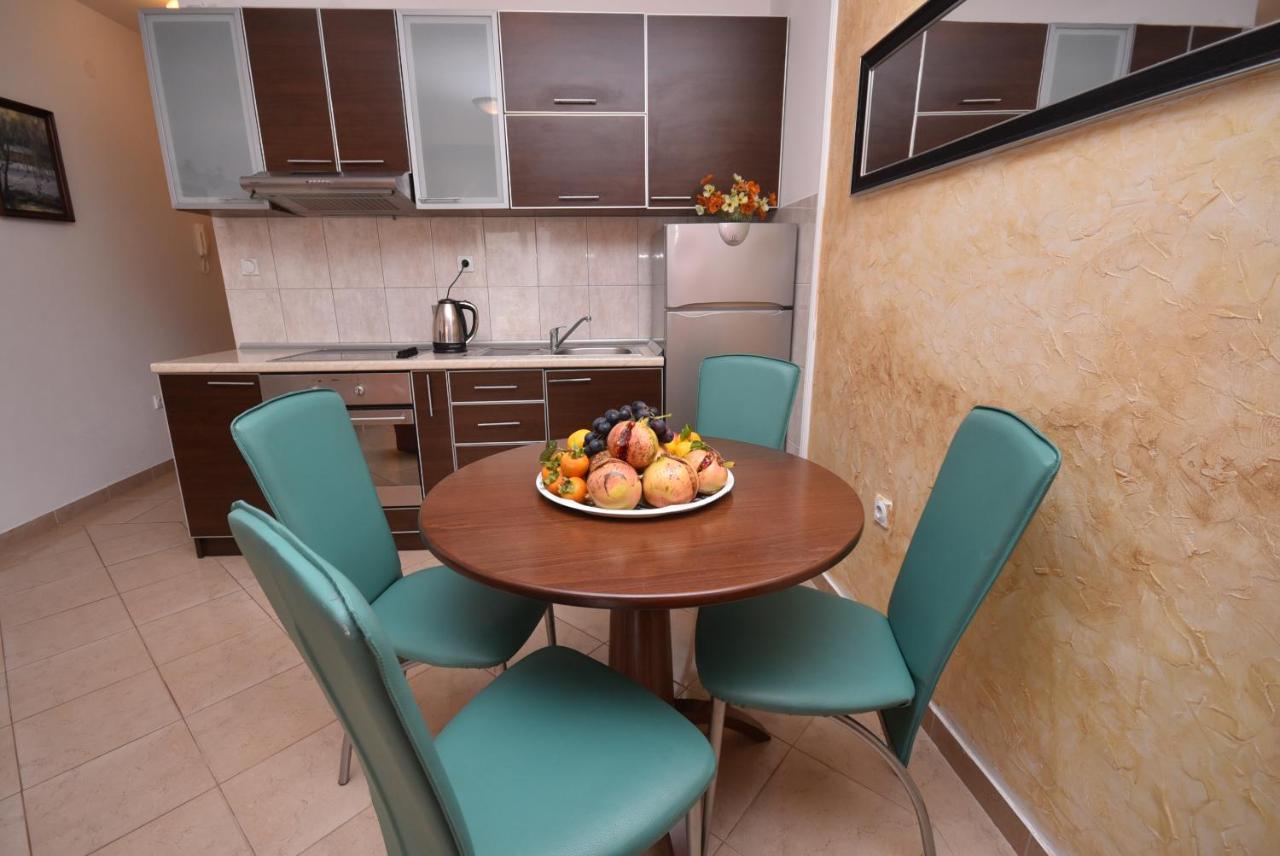 Apartment Sun Village Goran Херцег Нови Екстериор снимка
