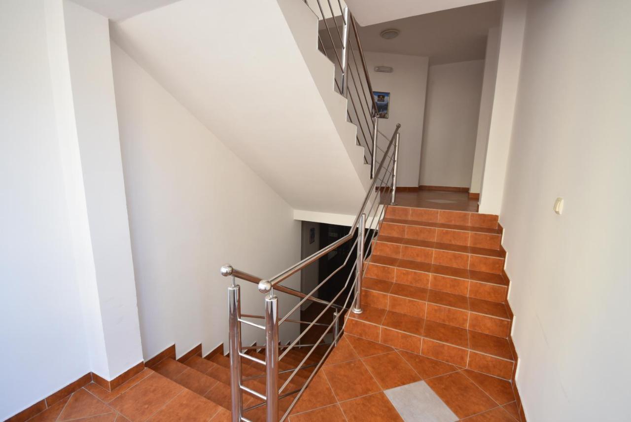 Apartment Sun Village Goran Херцег Нови Екстериор снимка